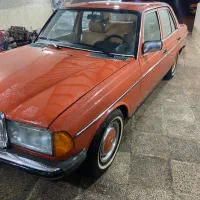 بنز دانشجویی 200 مدل ۱۹۸۱