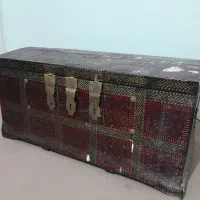 صندوقچه قدیمی|کلکسیون اشیاء عتیقه|آمل, |دیوار