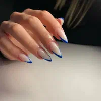 کاشت ناخن فقط ۳۹۰ تومان