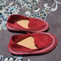 کفش دخترانه تمیز در حد نو سالم