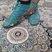 فروش کفش فوتسال دخترانه و پسرانه