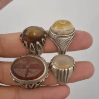 انگشتر با سنگ