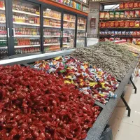 2 فروشنده آقا هایپر مارکت