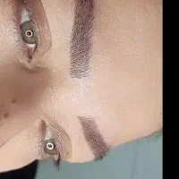 فیبروز ابرو و بافت مو