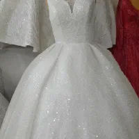 لباس عروس در حد نو