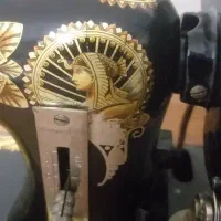 یک عدد چرخ خیاطی آلمانی اصل و یک عدد تختروسی