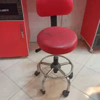 صندلی آینه کنسول وسایل آرایشگاه|آرایشگاه و سالن‌های زیبایی|ملایر, |دیوار