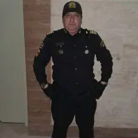 نگهبان تشریفات در ورزشگاه آزادی
