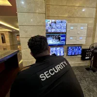 نگهبان جوان