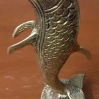 مجموعه ای از سینی مسی و ساعت و مجسمه برنزی|کلکسیون اشیاء عتیقه|پاکدشت, پاکدشت (مامازند)|دیوار