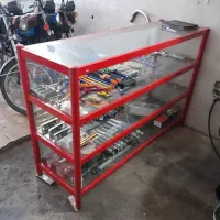 ویترین مغازه