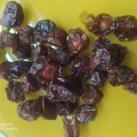 آلوچه، کشمش ، مویز