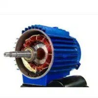 سیم پیچی الکتروموتور و بالابر در محل کار