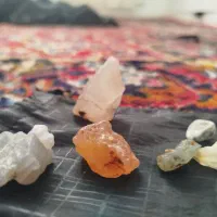 چند عدد سنگ عقیق|کلکسیون اشیاء عتیقه|کوراییم, |دیوار