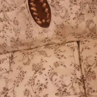 مبل سلتنطی‌ تمیز چوب اصل ب قیمت