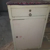 کمد قفل دار کوچک