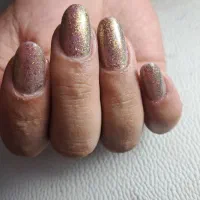 کاشت ناخن و مانیکور و لمینت و ژلیش