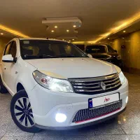 رنو ساندرو اتومات ۹۶