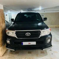 لندکروز مدل ۲۰۱۰