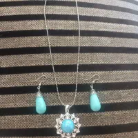 گردنبند فیروزه ای