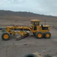 سه هکتارمزرعه باادوات کشاورزی تراکتورگریدرکمپرسور