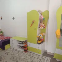 تخت و کمد بچه