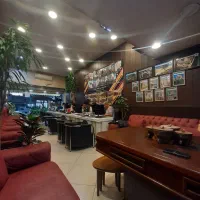 مغازه اجاره ای شاخه اصلی تاپ لوکیشن