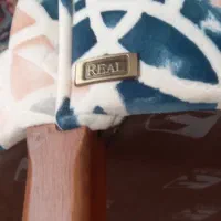 صندلی پشت میز