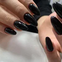 آموزش و تخفیف خدمات لیفت ابرو / ناخن