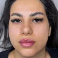 خدمات تخصصی اکستنشن مژه و لیفت ابرو و مژه