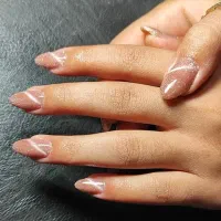 کاشت ناخن اقتصادی