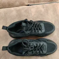 کفش نو|کیف، کفش، کمربند|تربت‌حیدریه, قائم|دیوار