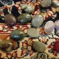 تعدادی نگین انگشتر سنگ طبیعی