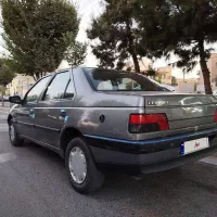 پژو خاکستری