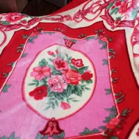 یک عدد پتوی دو نفره خوش رنگ و زیبا|رختخواب، بالش، پتو|قزوین, |دیوار