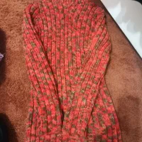 تعدادی لباس زنانه|لباس|رباطکریم, مسکن مهر آبشناسان|دیوار