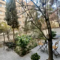 99-متر-2-خواب-فول-میرداماد-شمالی-12-متر-حیاط