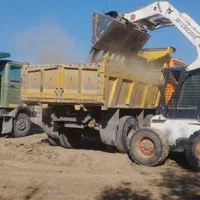 بابکت حمل نخاله کندن استخر و مینی بیل|خدمات حمل و نقل|چهارباغ, |دیوار