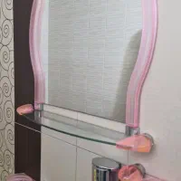 آینه با لوازم همراه