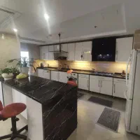 خانم جوان جهت انجام امور منزل