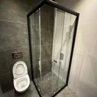 فروش و نصب انواع درب برقی(کرکره برقی)و شیشه سکوریت|خدمات پیشه و مهارت|کرمان, |دیوار