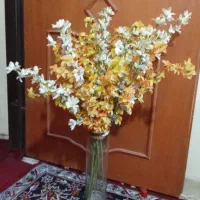 گل و گلدان