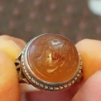 انگشتر خطی هشتاد ساله خون دار