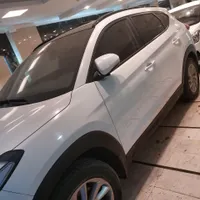هیوندای توسان۲۰۱۶ تک دف، بدون رنگ حتی سپرها|خودرو سواری و وانت|تهران, تهران‌نو|دیوار