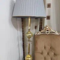 آباژور کنار سالنی