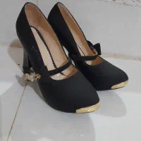 کفش مجلسی زنانه|کیف، کفش، کمربند|تربت جام, بیست متری منبع آب|دیوار