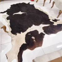 فرش پوست گاو در دوسایز