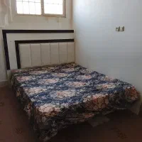 میز آرایش به همراه تخت و تشک رویال دو نفره