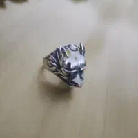 انگشتر با نشان گرگ