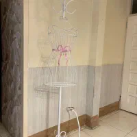 رخت آویز مانکن